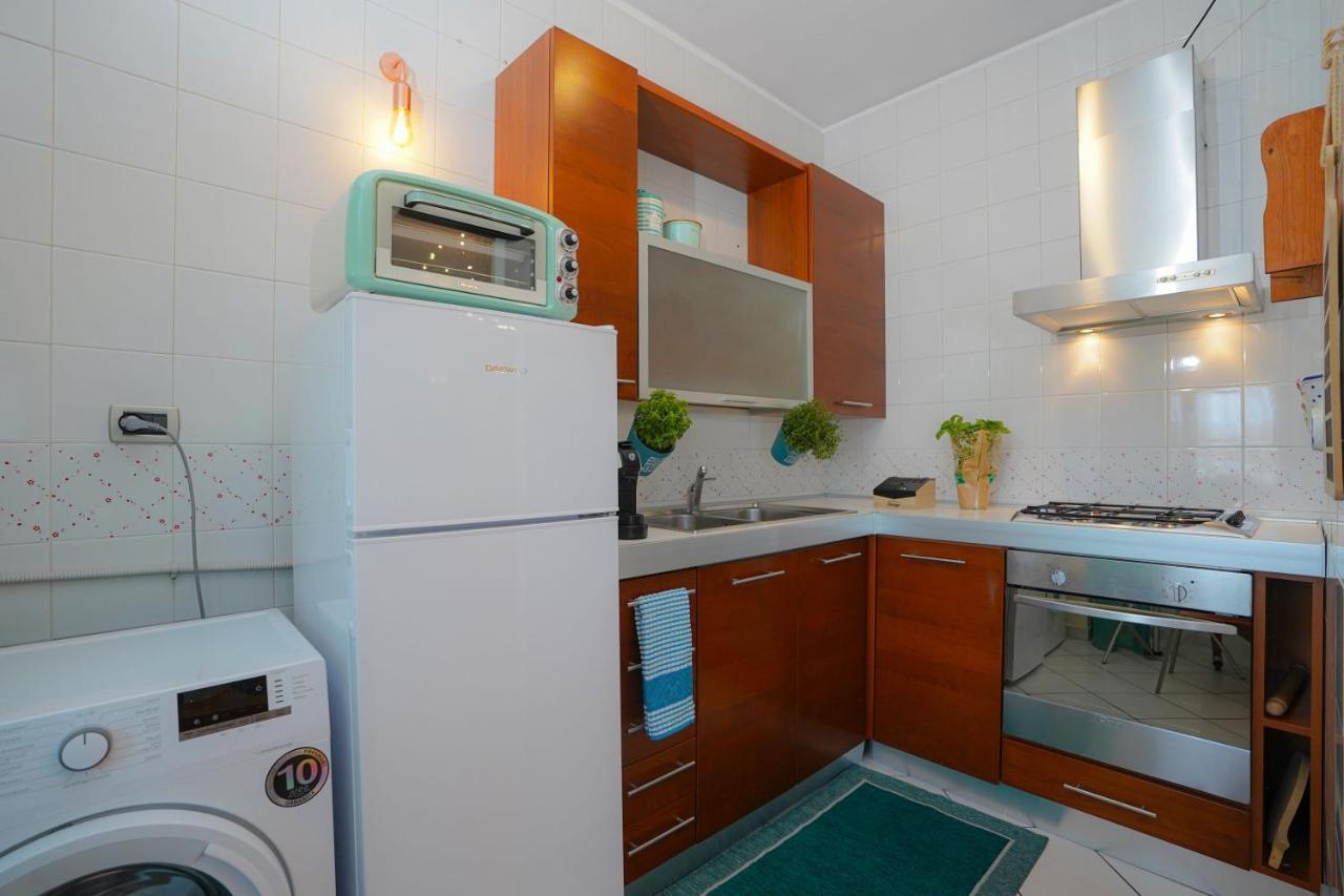 La Casa Di Azzurra Centro Citta Appartamento Fino A 4 Posti Letto E 2 Bagni ฟอจเจีย ภายนอก รูปภาพ