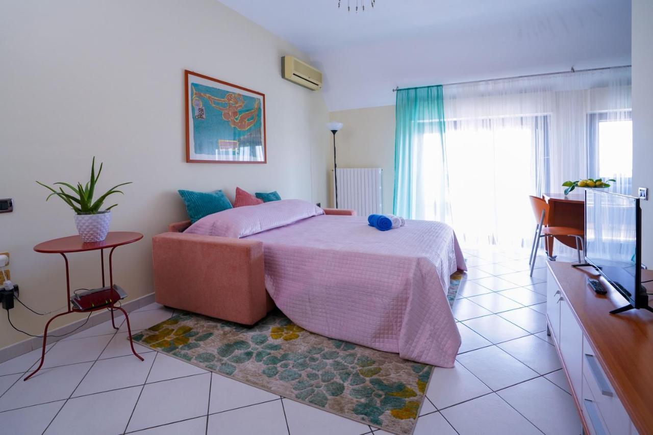 La Casa Di Azzurra Centro Citta Appartamento Fino A 4 Posti Letto E 2 Bagni ฟอจเจีย ภายนอก รูปภาพ