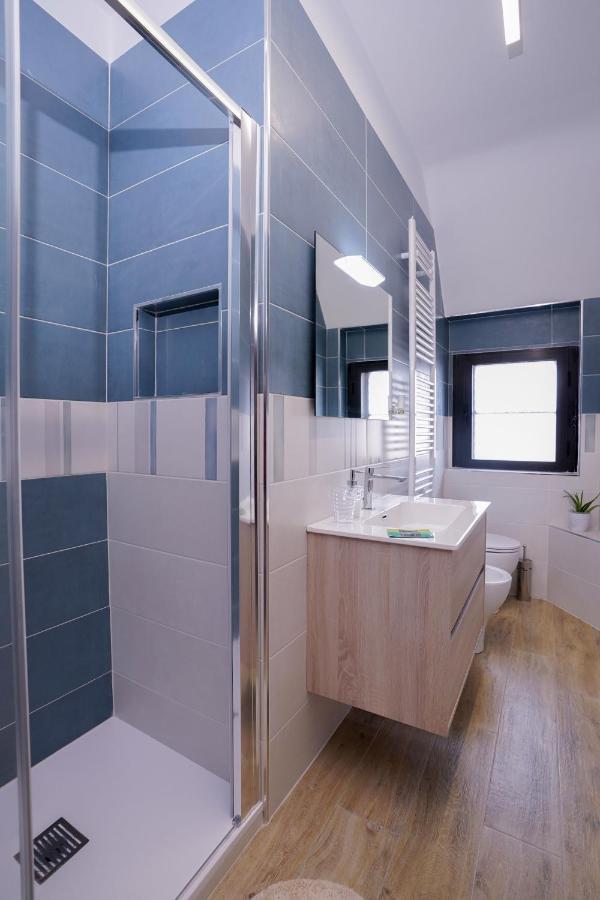 La Casa Di Azzurra Centro Citta Appartamento Fino A 4 Posti Letto E 2 Bagni ฟอจเจีย ภายนอก รูปภาพ