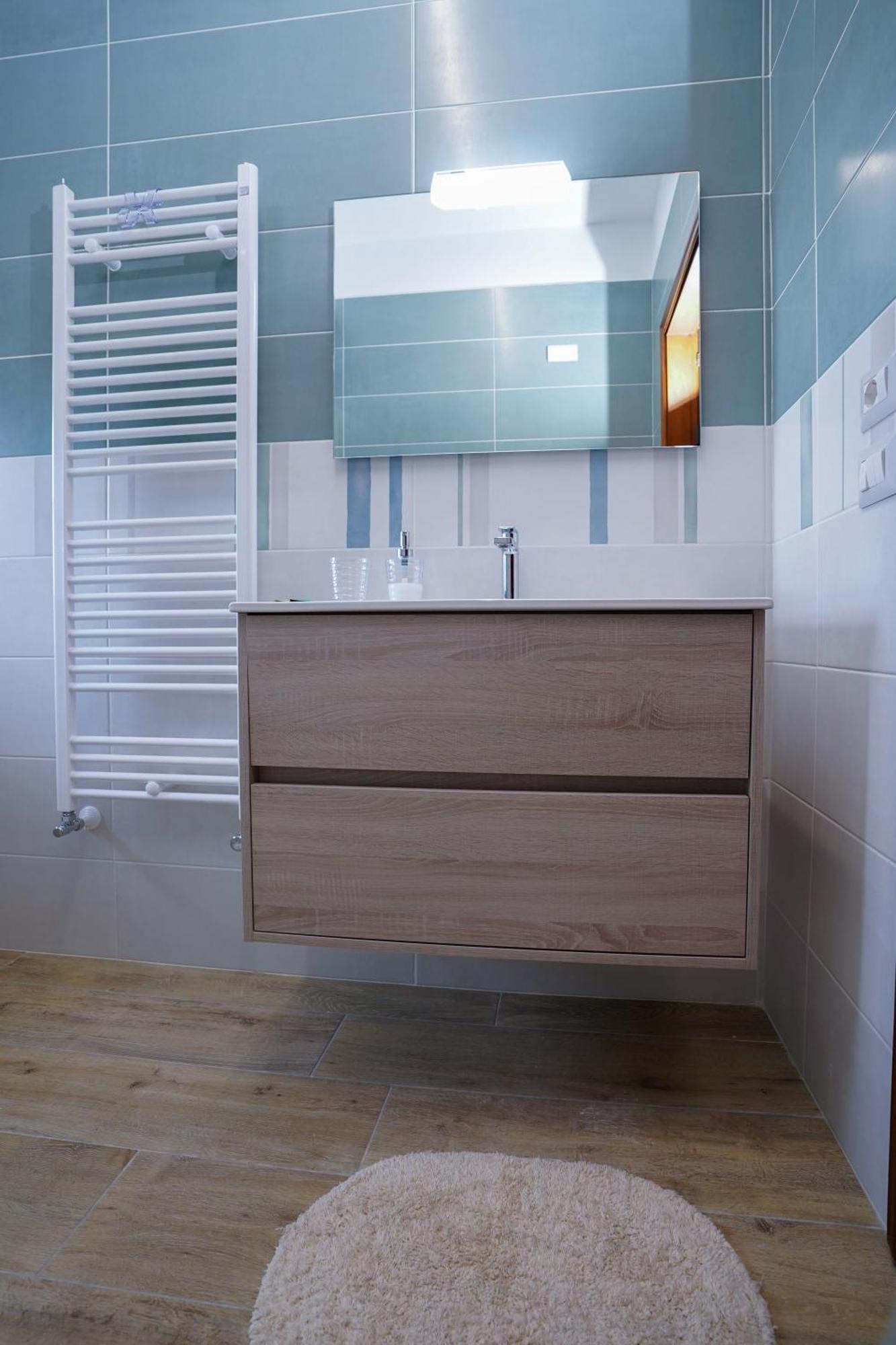 La Casa Di Azzurra Centro Citta Appartamento Fino A 4 Posti Letto E 2 Bagni ฟอจเจีย ภายนอก รูปภาพ