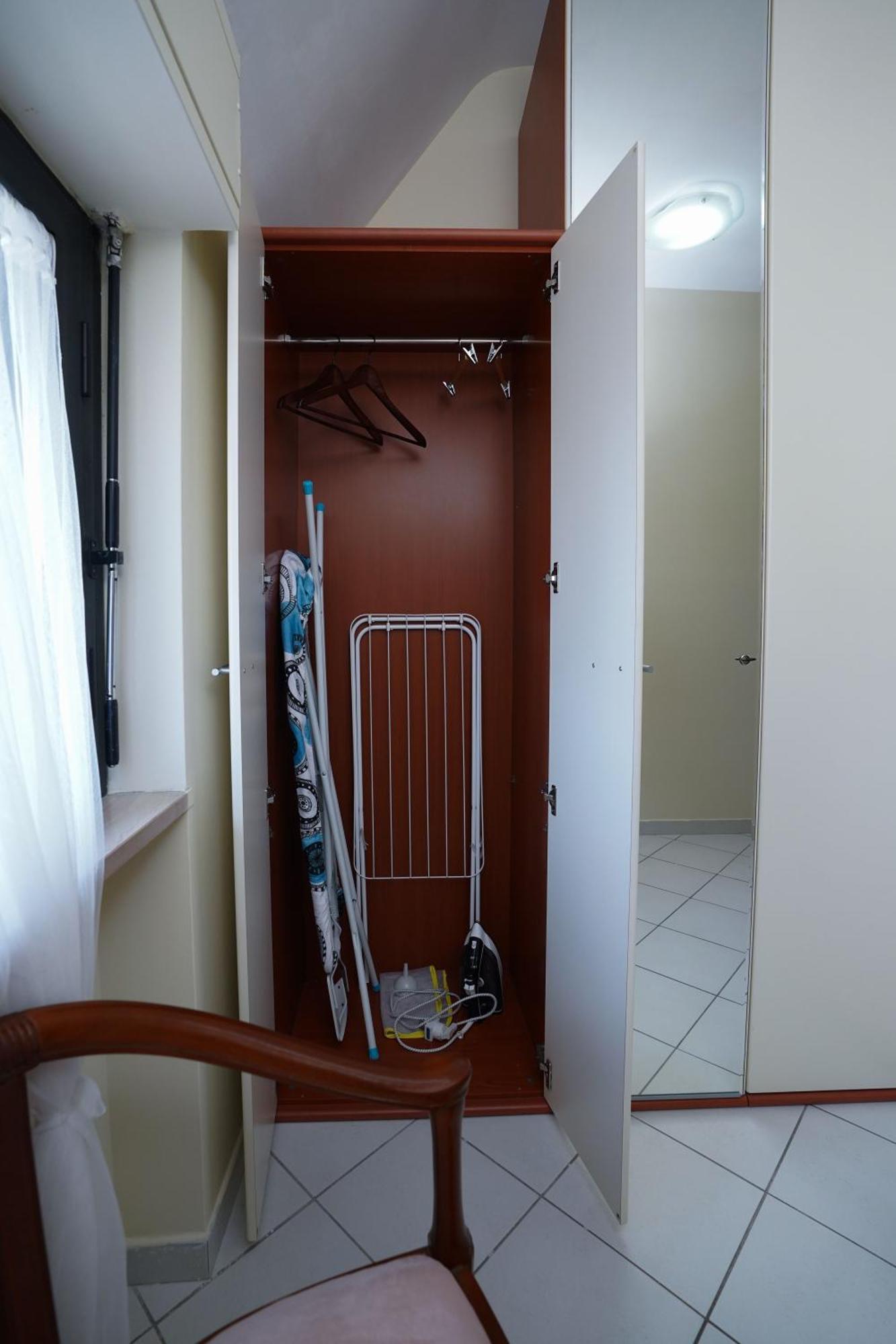 La Casa Di Azzurra Centro Citta Appartamento Fino A 4 Posti Letto E 2 Bagni ฟอจเจีย ภายนอก รูปภาพ